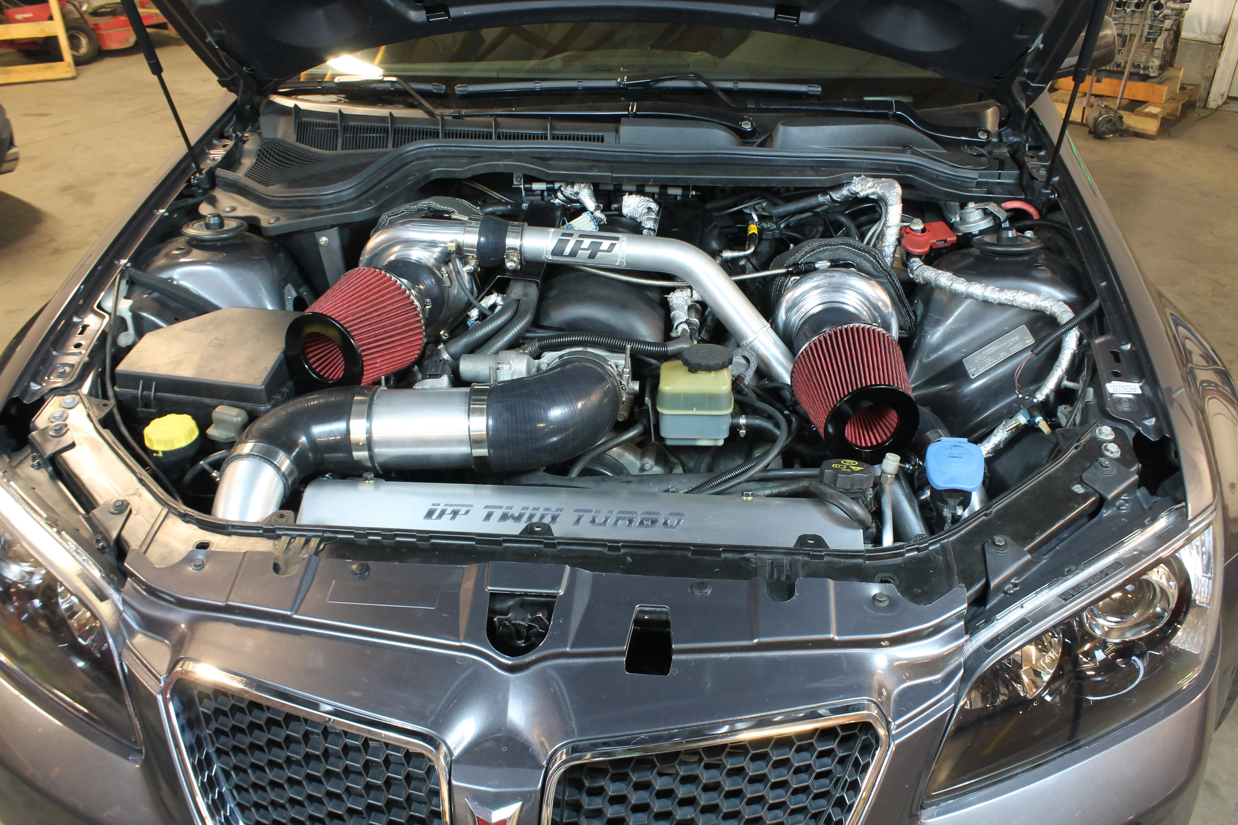 UPP 08-09 G8 GXP/GT Twin Turbo Kit - Image 4